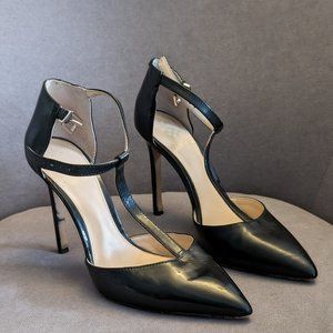 Vince Camuto T-Strap Pump - Size 6.5